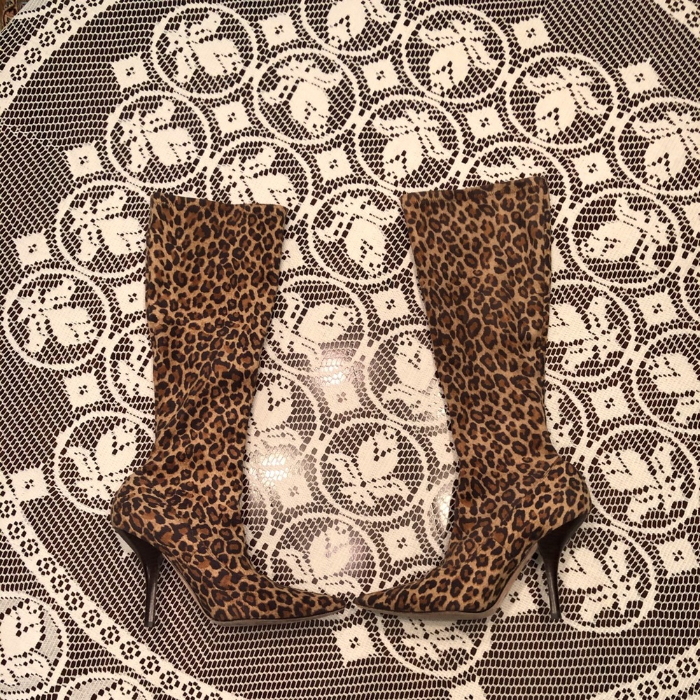Leopard-print Martinez Valero Heat boots sz 7.5